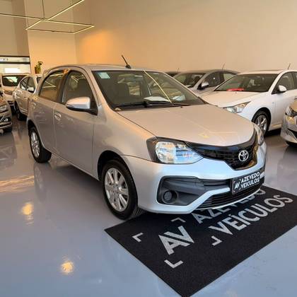 TOYOTA ETIOS 1.5 X PLUS 16V FLEX 4P AUTOMÁTICO