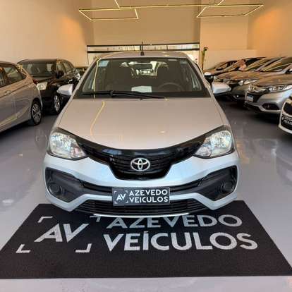 TOYOTA-ETIOS-2019