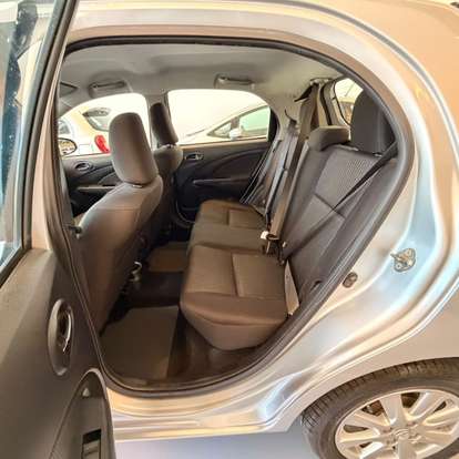 TOYOTA-ETIOS-2019