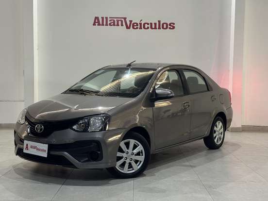TOYOTA-ETIOS-1.5 X PLUS SEDAN 16V FLEX 4P MANUAL TOYOTA-ETIOS-2019