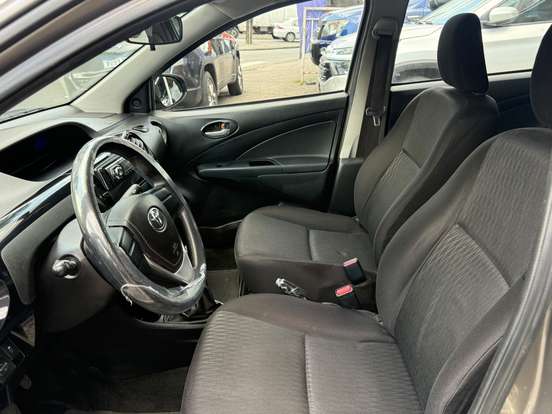 TOYOTA-ETIOS-1.5 X SEDAN 16V FLEX 4P MANUAL TOYOTA-ETIOS-2019