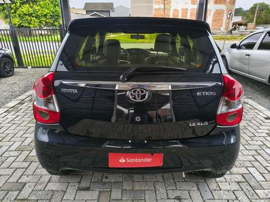 TOYOTA-ETIOS-1.5 XLS 16V FLEX 4P MANUAL TOYOTA-ETIOS-2016
