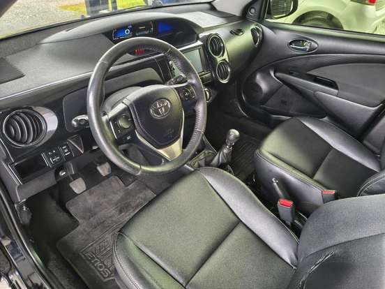 TOYOTA-ETIOS-1.5 XLS 16V FLEX 4P MANUAL TOYOTA-ETIOS-2016