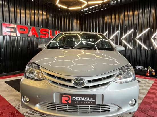 TOYOTA-ETIOS-1.5 XLS SEDAN 16V FLEX 4P MANUAL TOYOTA-ETIOS-2016