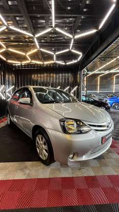 TOYOTA-ETIOS-2016
