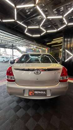 TOYOTA-ETIOS-2016