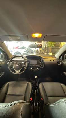 TOYOTA-ETIOS-2016