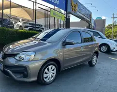 TOYOTA ETIOS 1.5 XS 16V FLEX 4P AUTOMÁTICO TOYOTA ETIOS 1.5 XS 16V FLEX 4P AUTOMÁTICO