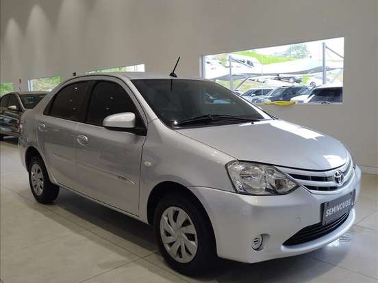 TOYOTA-ETIOS-1.5 XS SEDAN 16V FLEX 4P AUTOMÁTICO TOYOTA-ETIOS-2016