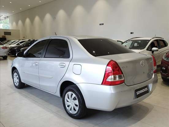 TOYOTA-ETIOS-1.5 XS SEDAN 16V FLEX 4P AUTOMÁTICO TOYOTA-ETIOS-2016