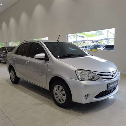 TOYOTA-ETIOS-1.5 XS SEDAN 16V FLEX 4P AUTOMÁTICO TOYOTA-ETIOS-2016