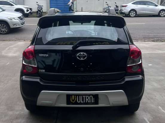 TOYOTA-ETIOS CROSS-2018
