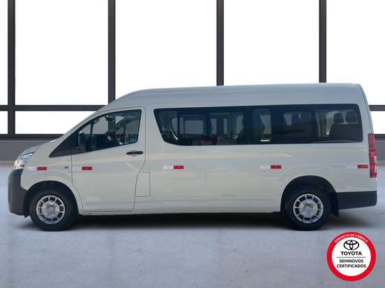 TOYOTA-HIACE-2025