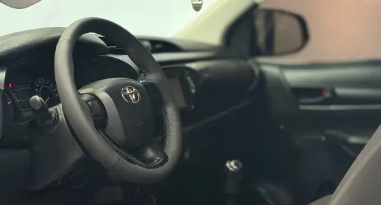 TOYOTA-HILUX-2016