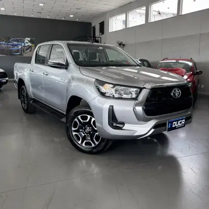 TOYOTA HILUX 2.8 D-4D TURBO DIESEL CD SRV 4X4 AUTOMÁTICO
