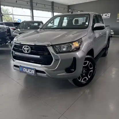 TOYOTA-HILUX-2.8 D-4D TURBO DIESEL CD SRV 4X4 AUTOMÁTICO TOYOTA-HILUX-2023