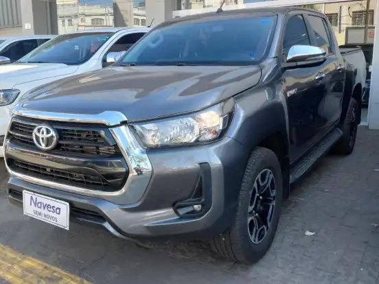 TOYOTA-HILUX-2.8 D-4D TURBO DIESEL CD SRV 4X4 AUTOMÁTICO TOYOTA-HILUX-2022