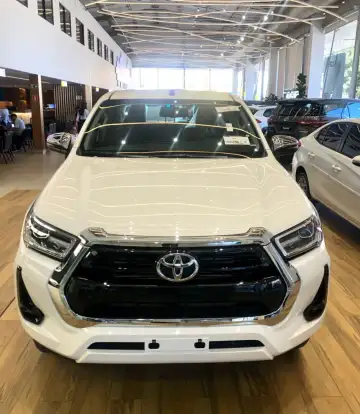 TOYOTA-HILUX-2026