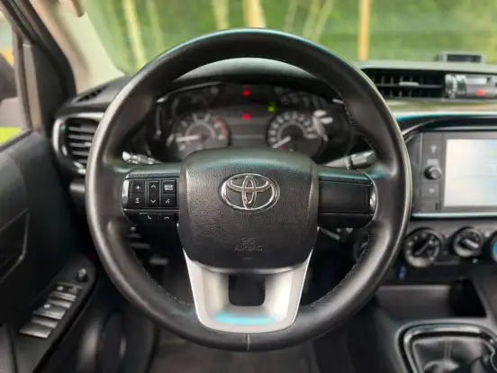 TOYOTA-HILUX-2.8 D-4D TURBO DIESEL CHASSI 4X4 MANUAL TOYOTA-HILUX-2021