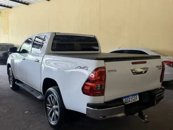 TOYOTA-HILUX-2.8 SRV 4X4 CD 16V DIESEL 4P AUTOMÁTICO TOYOTA-HILUX-2016