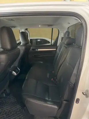 TOYOTA-HILUX-2016