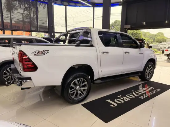 TOYOTA-HILUX-2.8 SRV 4X4 CD 16V DIESEL 4P AUTOMÁTICO TOYOTA-HILUX-2016