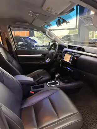 TOYOTA-HILUX-2016