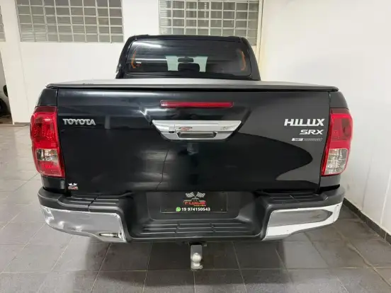 TOYOTA-HILUX-2018