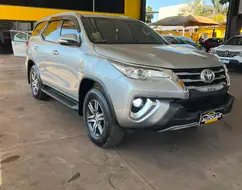 TOYOTA HILUX 2.7 SR 4X2 CD 16V FLEX 4P AUTOMÁTICO TOYOTA HILUX 2.7 SR 4X2 CD 16V FLEX 4P AUTOMÁTICO