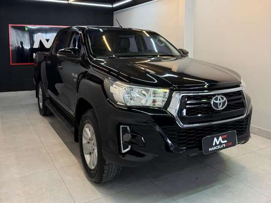 TOYOTA-HILUX-2.7 SR 4X2 CD 16V FLEX 4P AUTOMÁTICO TOYOTA-HILUX-2018