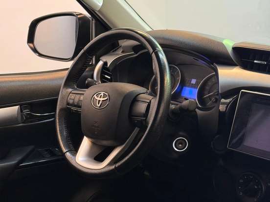 TOYOTA-HILUX-2.7 SR 4X2 CD 16V FLEX 4P AUTOMÁTICO TOYOTA-HILUX-2018