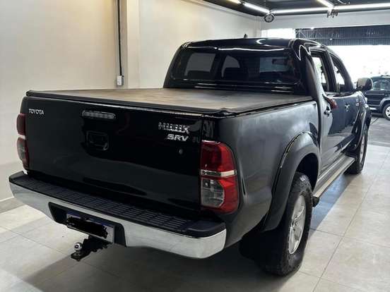 TOYOTA-HILUX-2.7 SR 4X2 CD 16V FLEX 4P AUTOMÁTICO TOYOTA-HILUX-2012