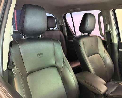 TOYOTA-HILUX-2018