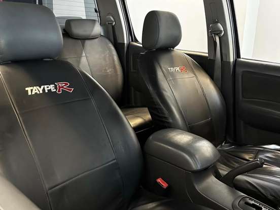 TOYOTA-HILUX-2.7 SR 4X2 CD 16V FLEX 4P AUTOMÁTICO TOYOTA-HILUX-2012