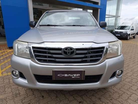 TOYOTA-HILUX-2015