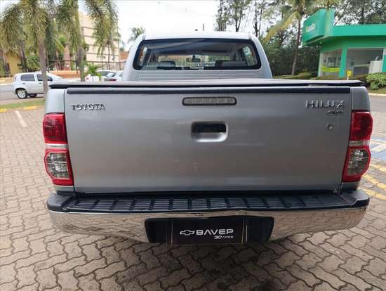 TOYOTA-HILUX-2.7 SR 4X2 CD 16V FLEX 4P AUTOMÁTICO TOYOTA-HILUX-2015