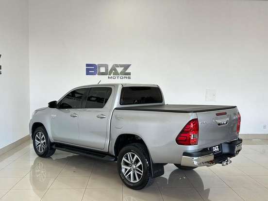 TOYOTA-HILUX-2.7 SR 4X2 CD 16V FLEX 4P AUTOMÁTICO TOYOTA-HILUX-2019