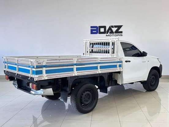 TOYOTA-HILUX-2019