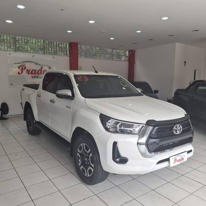 TOYOTA HILUX 2.8 D-4D TURBO DIESEL CD POWER PACK 4X4 MANUAL