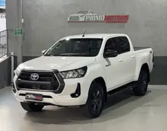 TOYOTA HILUX 2.8 D-4D TURBO DIESEL CD SR 4X4 AUTOMÁTICO TOYOTA HILUX 2.8 D-4D TURBO DIESEL CD SR 4X4 AUTOMÁTICO