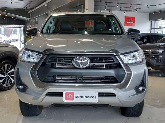TOYOTA-HILUX-2025