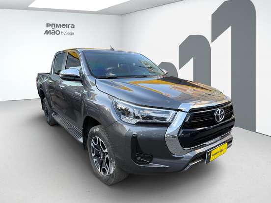 TOYOTA-HILUX-2.8 D-4D TURBO DIESEL CD SRV 4X4 AUTOMÁTICO TOYOTA-HILUX-2025