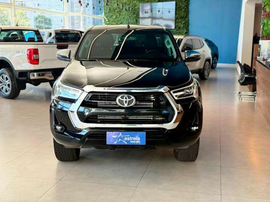TOYOTA-HILUX-2.8 D-4D TURBO DIESEL CD SRV 4X4 AUTOMÁTICO TOYOTA-HILUX-2024
