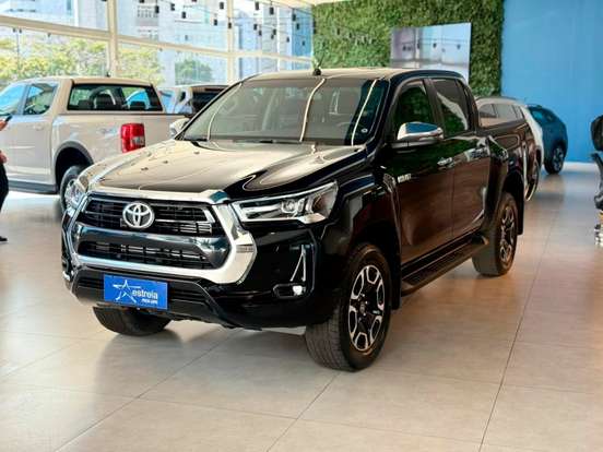 TOYOTA-HILUX-2024