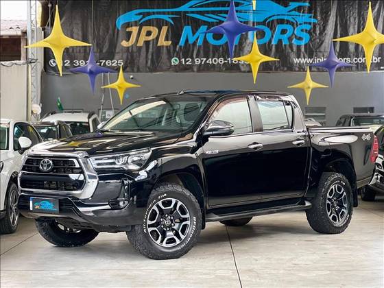 TOYOTA HILUX 2.8 D-4D TURBO DIESEL CD SRX 4X4 AUTOMÁTICO
