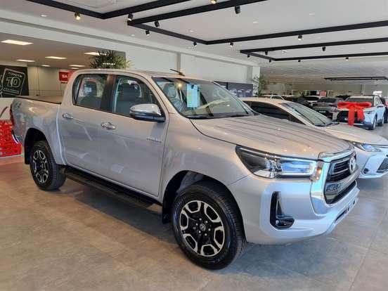 TOYOTA-HILUX-2026