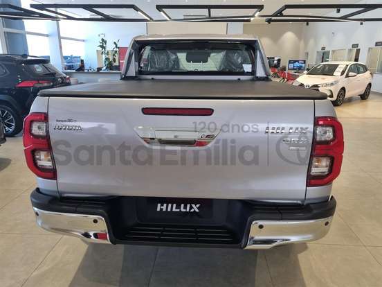 TOYOTA-HILUX-2.8 D-4D TURBO DIESEL CD SRX PLUS 4X4 AUTOMÁTICO TOYOTA-HILUX-2026