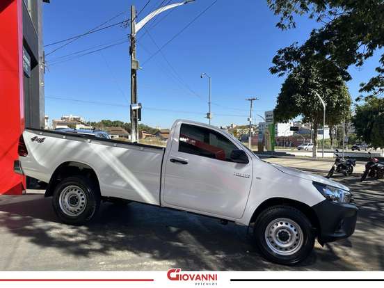 TOYOTA-HILUX-2.8 D-4D TURBO DIESEL CS 4X4 AUTOMÁTICO TOYOTA-HILUX-2026