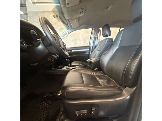 TOYOTA-HILUX-2.8 SRV 4X4 CD 16V DIESEL 4P AUTOMÁTICO TOYOTA-HILUX-2020