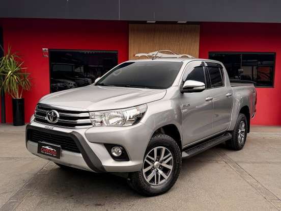 TOYOTA-HILUX-2.8 SRV 4X4 CD 16V DIESEL 4P AUTOMÁTICO TOYOTA-HILUX-2017